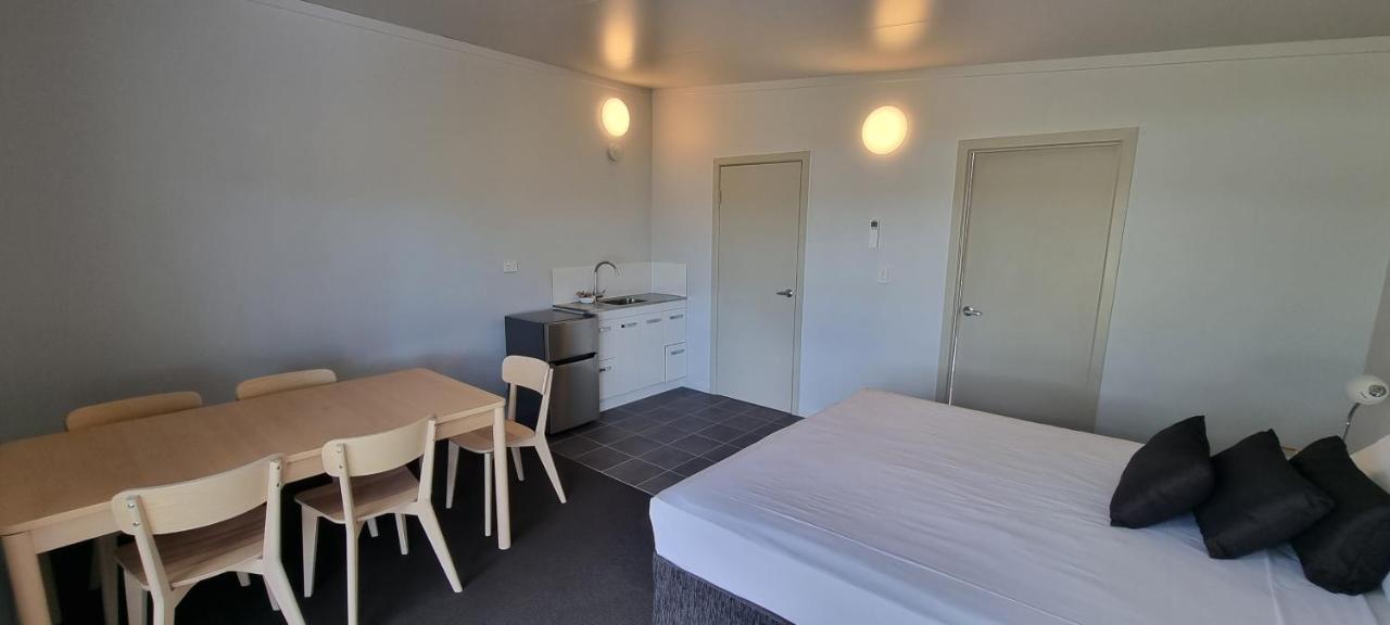Narangba Motel Extérieur photo